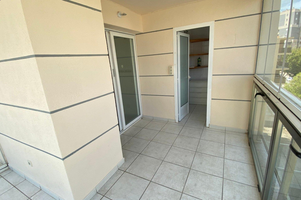 Se vende Apartamento Planta Media de 3 dormitorios en Costa Blanca, Alicante, España