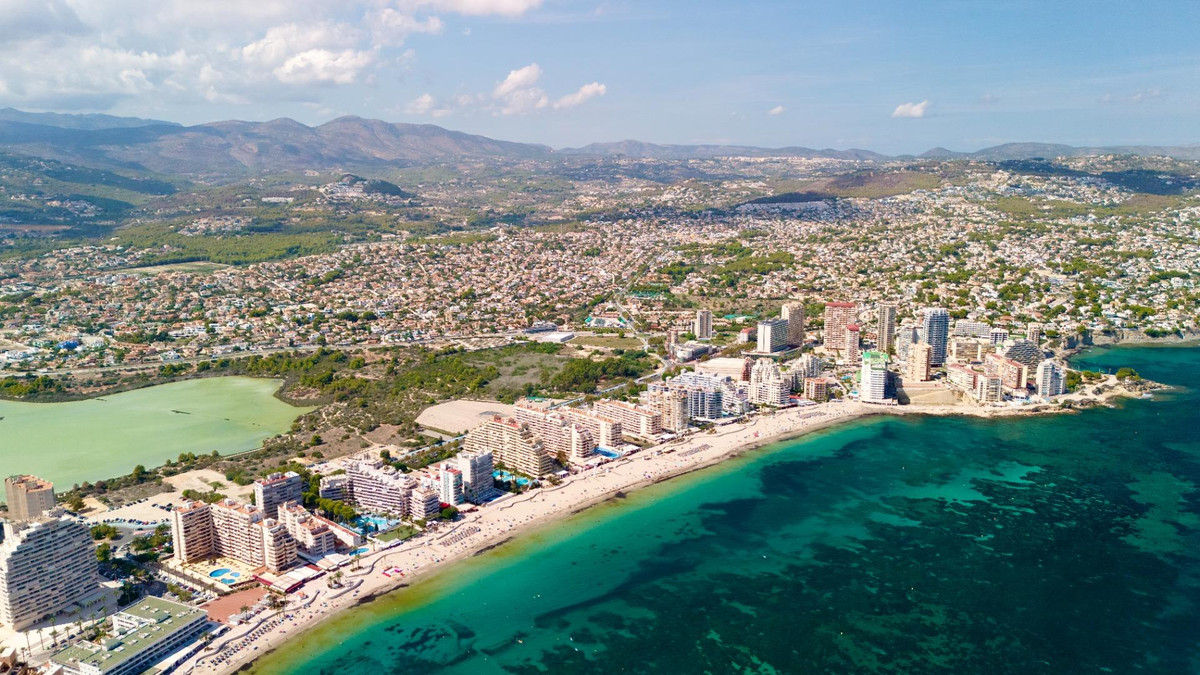Se vende Apartamento Planta Media de 3 dormitorios en Costa Blanca, Alicante, España