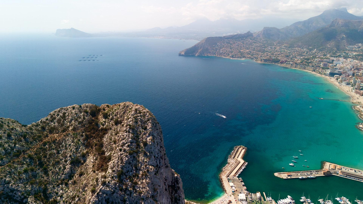 Se vende Apartamento Planta Media de 3 dormitorios en Costa Blanca, Alicante, España
