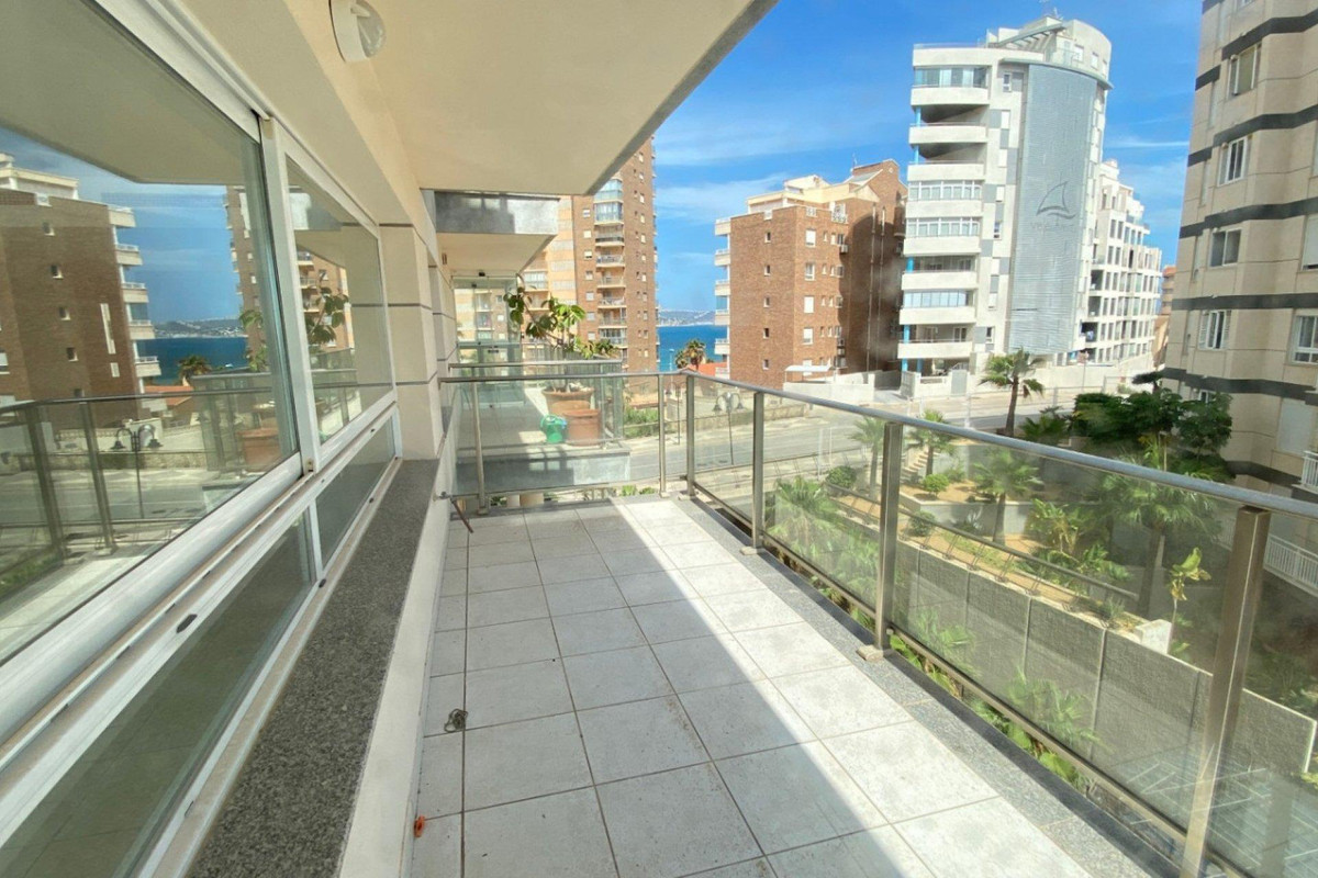 Se vende Apartamento Planta Media de 3 dormitorios en Costa Blanca, Alicante, España
