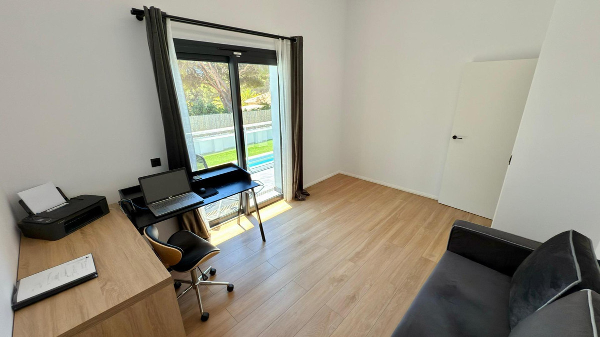 4 Bed Townhouse for sale in Altea Costa Blanca, Alicante, Spain