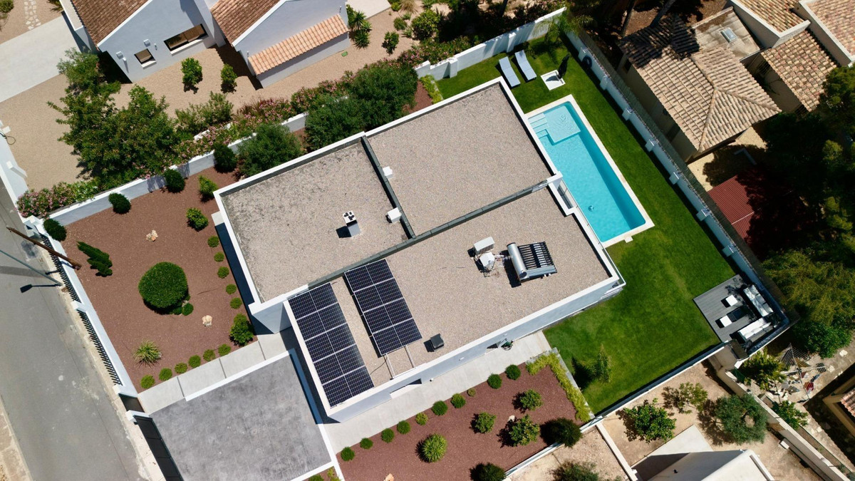 4 Bed Townhouse for sale in Altea Costa Blanca, Alicante, Spain