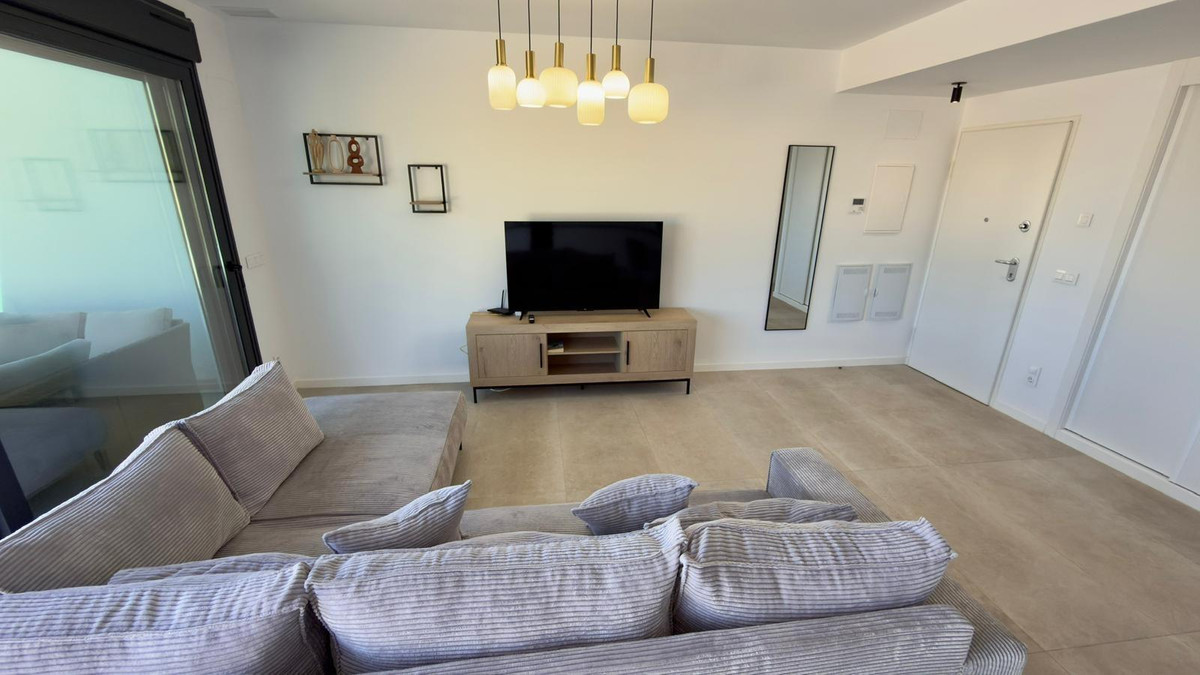 Se vende Apartamento Planta Media de 2 dormitorios en Costa Blanca, Alicante, España