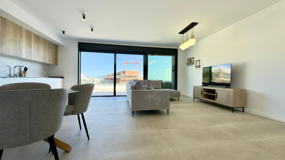 Se vende Apartamento Planta Media de 2 dormitorios en Costa Blanca, Alicante, España