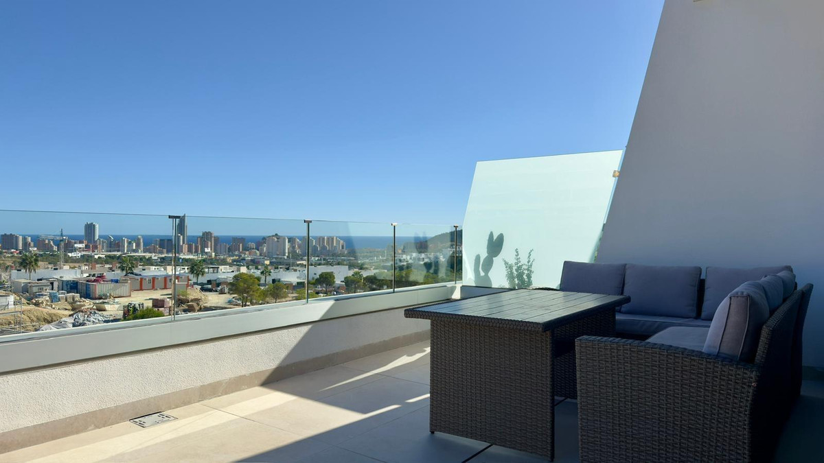 Se vende Apartamento Planta Media de 2 dormitorios en Costa Blanca, Alicante, España