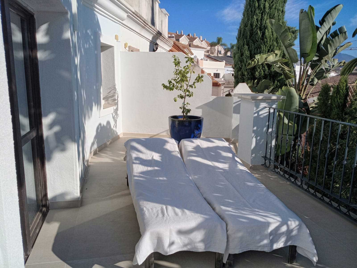 3 Bed Townhouse for sale in El Paraiso Costa Del Sol, Málaga, Spain
