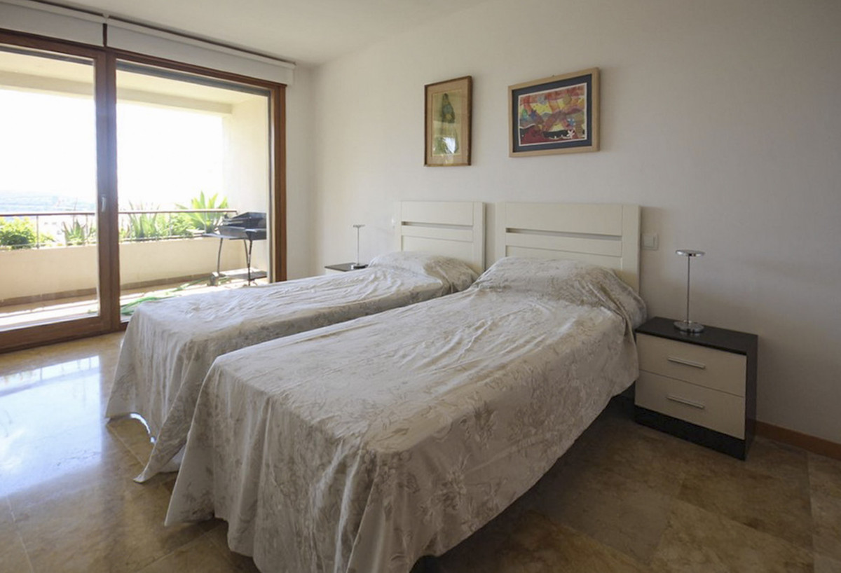 Se vende Apartamento Planta Baja de 3 dormitorios en Costa Del Sol, Málaga, España