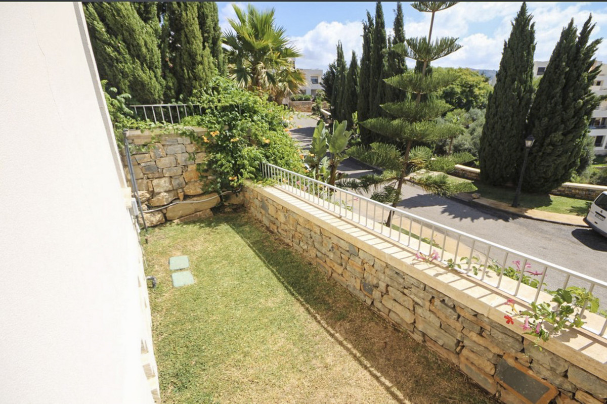 Se vende Apartamento Planta Baja de 3 dormitorios en Costa Del Sol, Málaga, España
