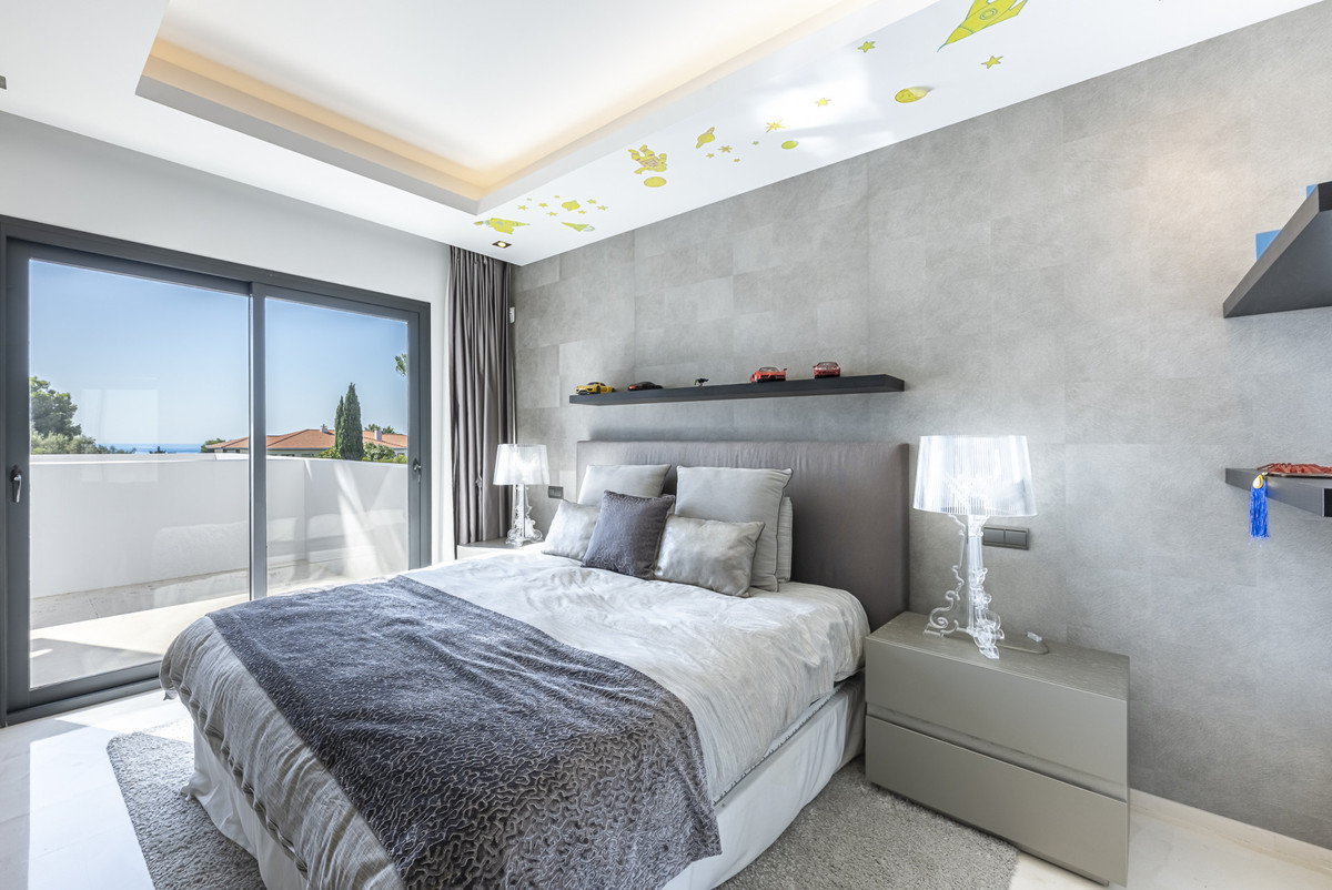 Se vende Villa - Chalet de 5 dormitorios en Costa Del Sol, Málaga, España