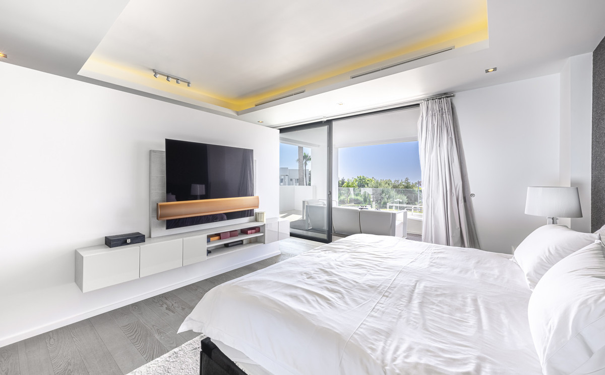 Se vende Villa - Chalet de 5 dormitorios en Costa Del Sol, Málaga, España