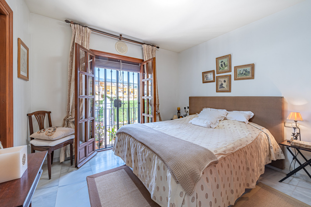 3 Bed Townhouse for sale in The Golden Mile Costa Del Sol, Málaga, Spain