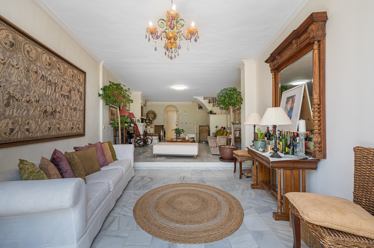 3 Bed Townhouse for sale in The Golden Mile Costa Del Sol, Málaga, Spain