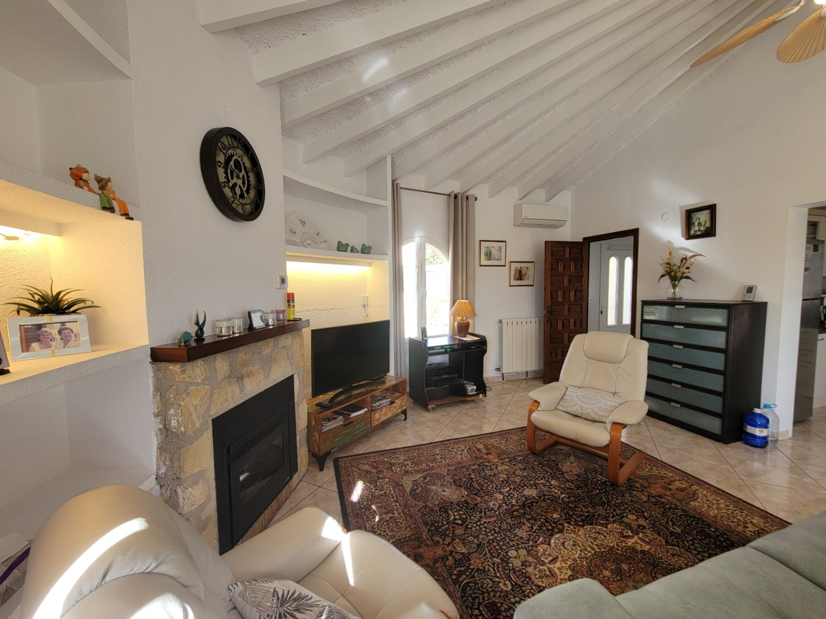 Se vende Villa - Chalet de 3 dormitorios en Costa Blanca, Alicante, España