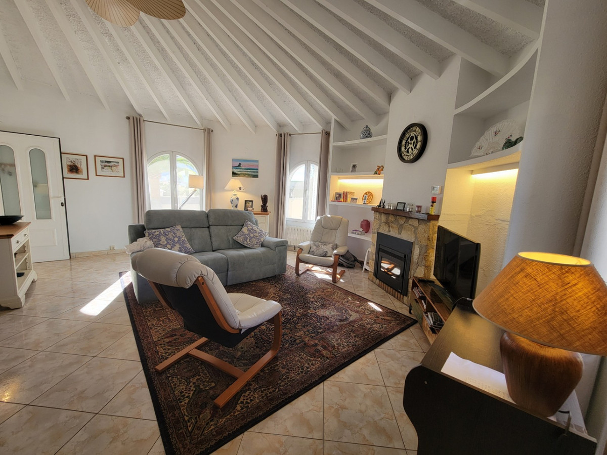 Se vende Villa - Chalet de 3 dormitorios en Costa Blanca, Alicante, España
