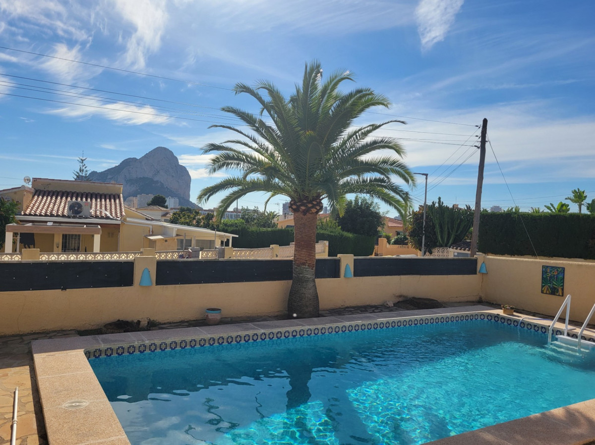 Se vende Villa - Chalet de 3 dormitorios en Costa Blanca, Alicante, España