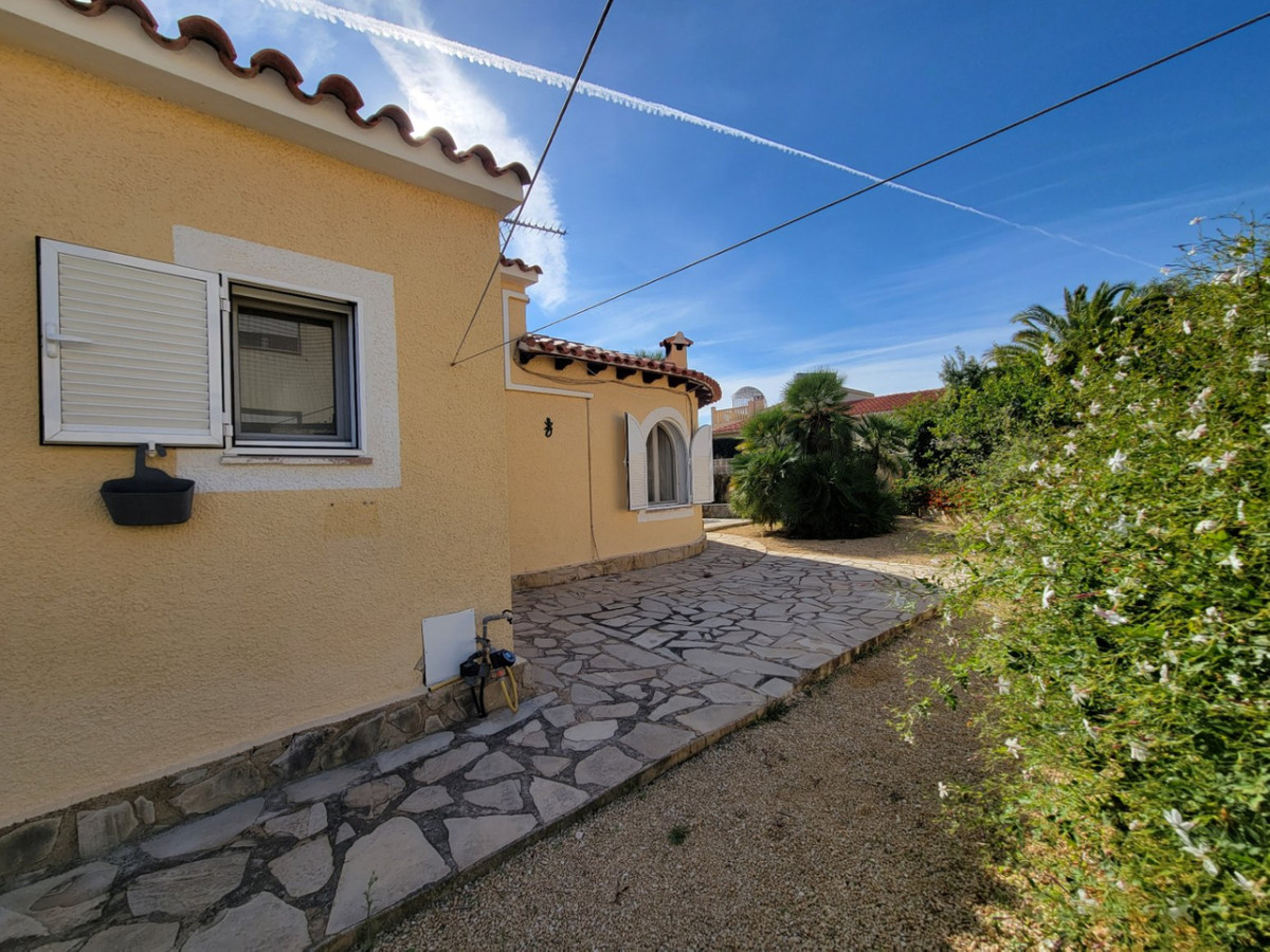 Se vende Villa - Chalet de 3 dormitorios en Costa Blanca, Alicante, España