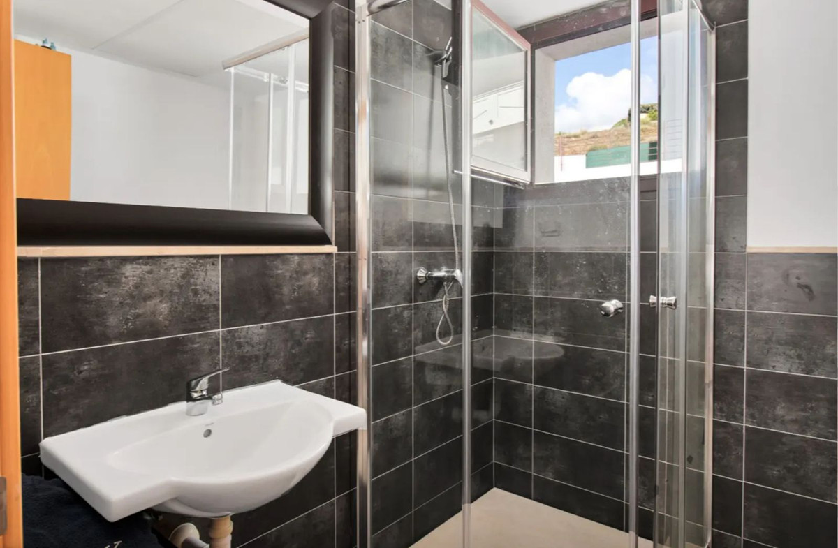 Se vende Adosada de 3 dormitorios en Costa Del Sol, Málaga, España