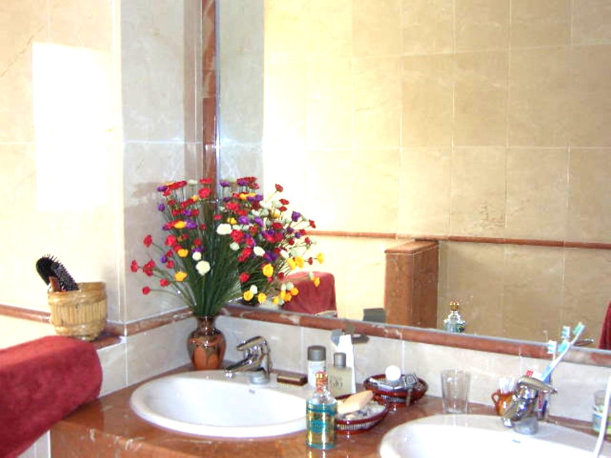 3 Bed Apartment for sale in Hacienda Del Sol Costa Del Sol, Málaga, Spain