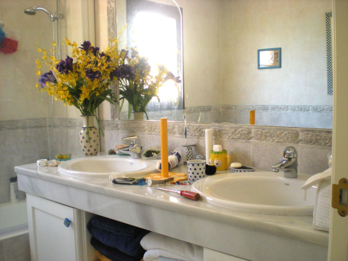 3 Bed Apartment for sale in Hacienda Del Sol Costa Del Sol, Málaga, Spain