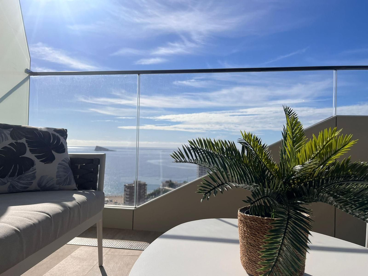 Se vende Apartamento Planta Media de 3 dormitorios en Costa Blanca, Alicante, España