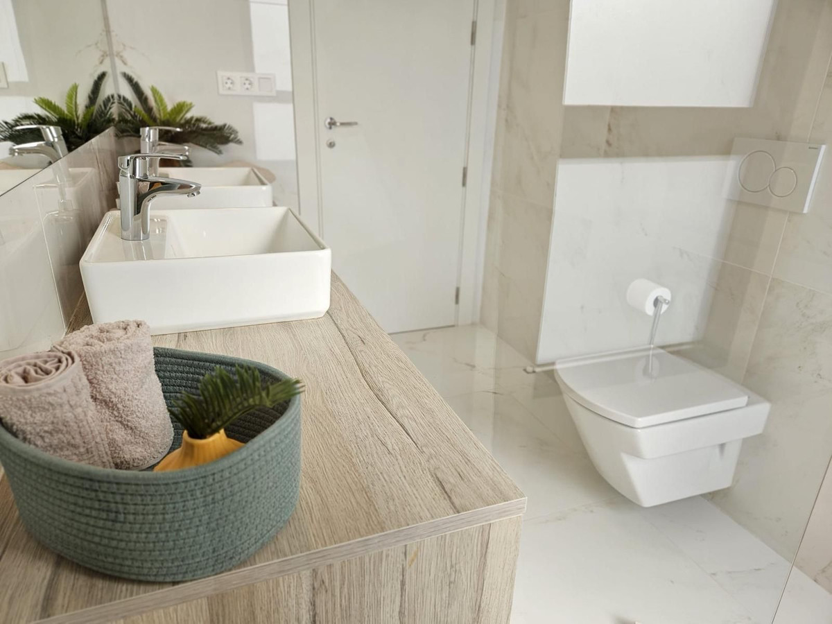 Se vende Apartamento Planta Media de 3 dormitorios en Costa Blanca, Alicante, España