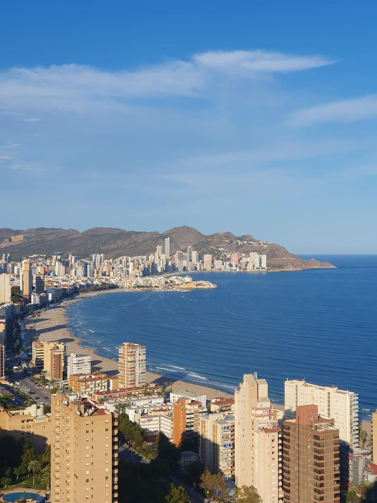 Se vende Apartamento Planta Media de 3 dormitorios en Costa Blanca, Alicante, España