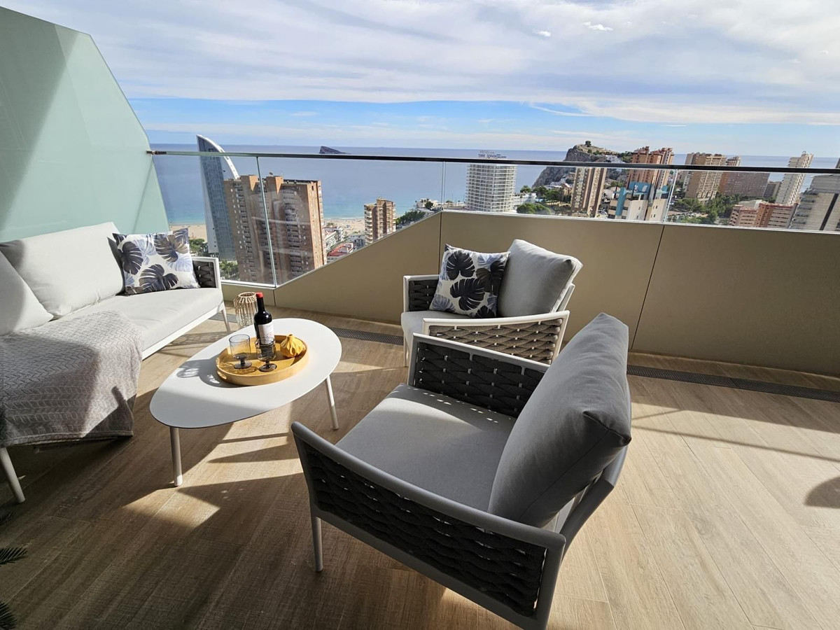 Se vende Apartamento Planta Media de 3 dormitorios en Costa Blanca, Alicante, España