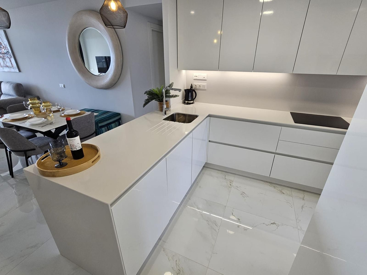 Se vende Apartamento Planta Media de 3 dormitorios en Costa Blanca, Alicante, España