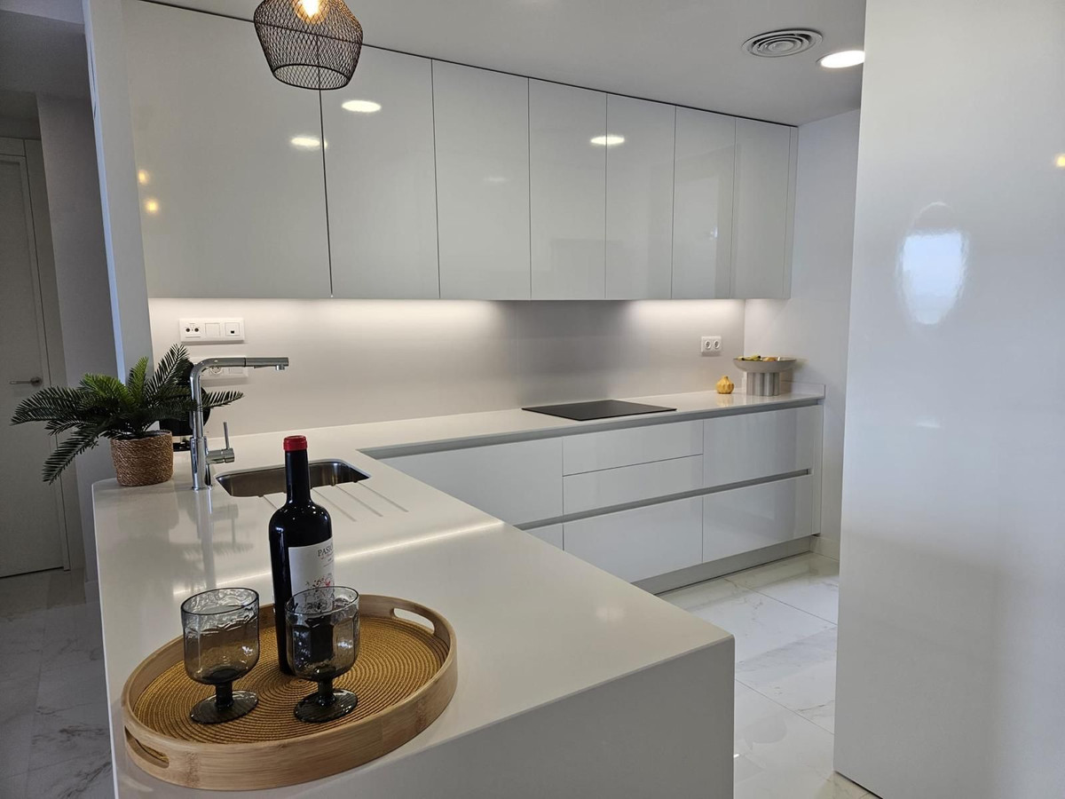 Se vende Apartamento Planta Media de 3 dormitorios en Costa Blanca, Alicante, España