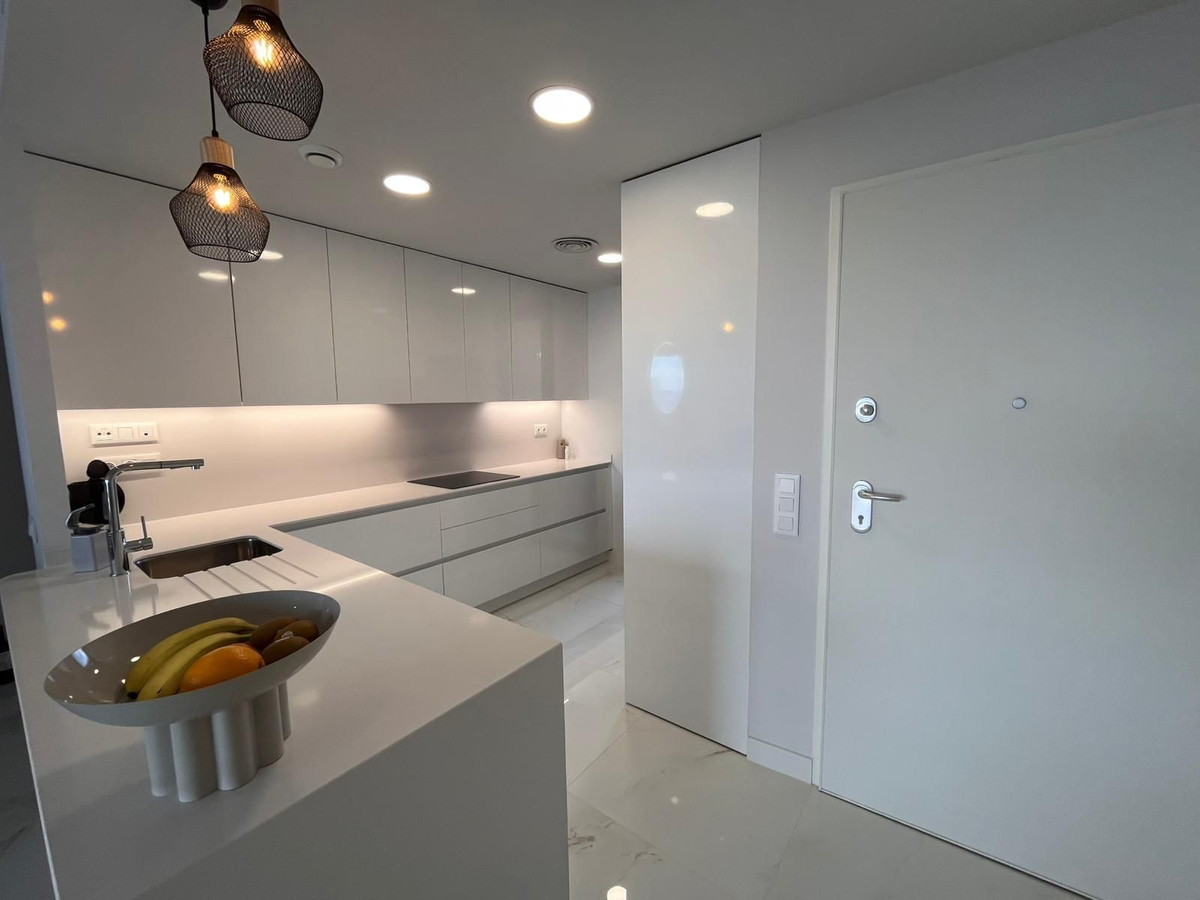 Se vende Apartamento Planta Media de 3 dormitorios en Costa Blanca, Alicante, España