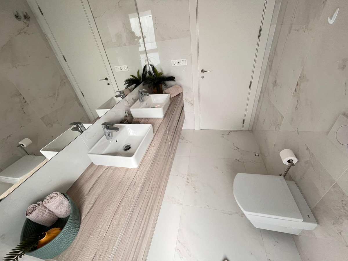 Se vende Apartamento Planta Media de 3 dormitorios en Costa Blanca, Alicante, España
