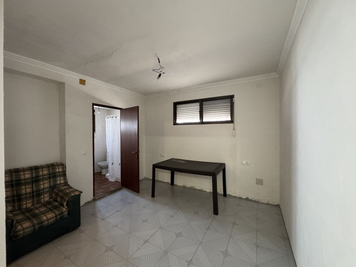 Se vende Villa - Chalet de 7 dormitorios en Costa Del Sol East, Málaga, España