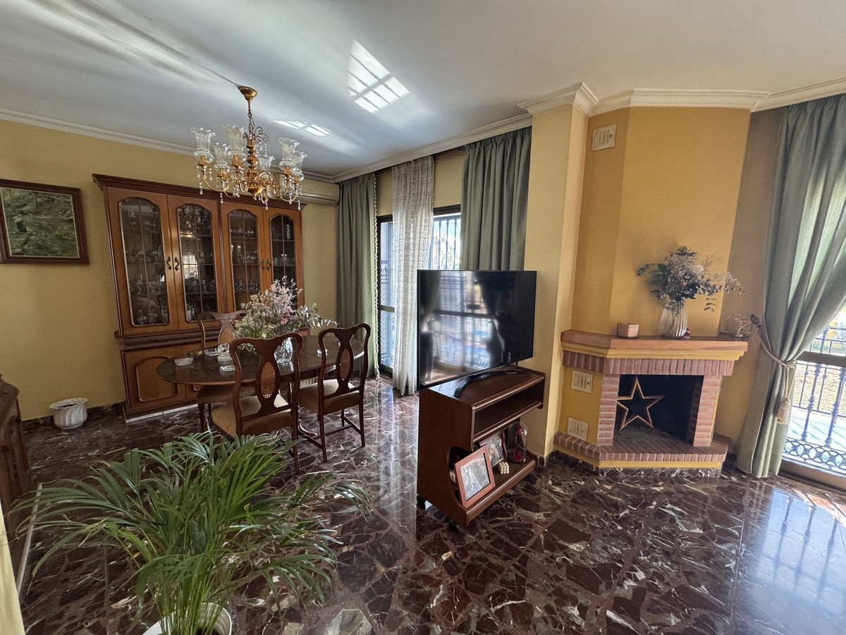 Se vende Villa - Chalet de 7 dormitorios en Costa Del Sol East, Málaga, España