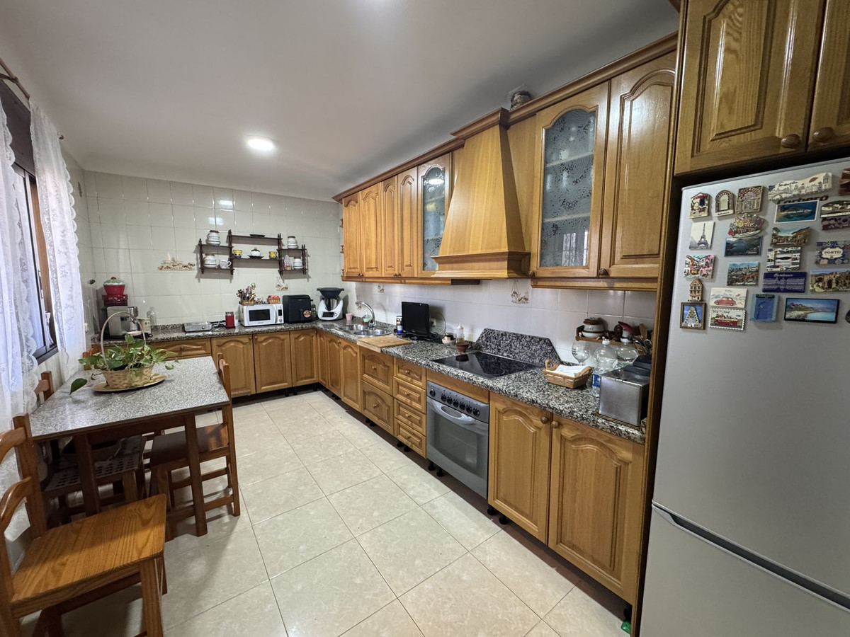 Se vende Villa - Chalet de 7 dormitorios en Costa Del Sol East, Málaga, España