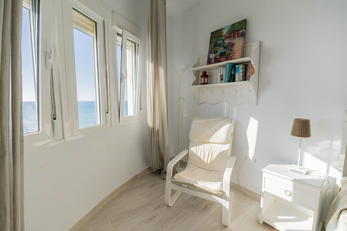 1 Bed Apartment for sale in Calahonda Costa Del Sol, Málaga, Spain