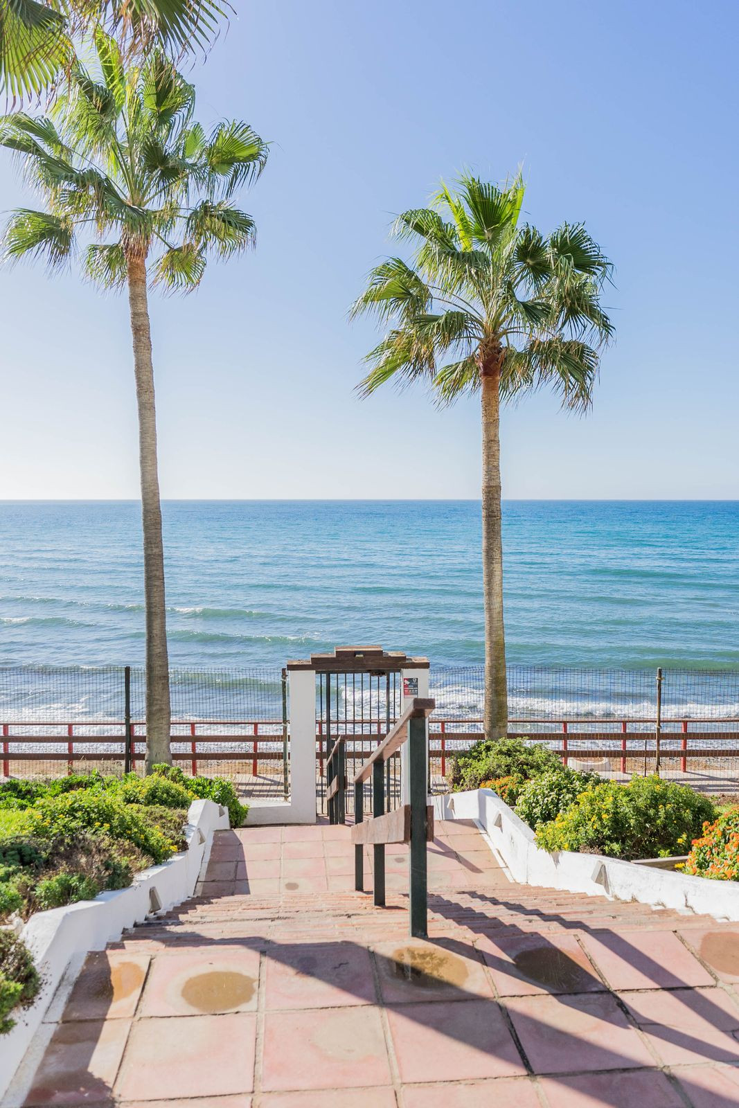 1 Bed Apartment for sale in Calahonda Costa Del Sol, Málaga, Spain