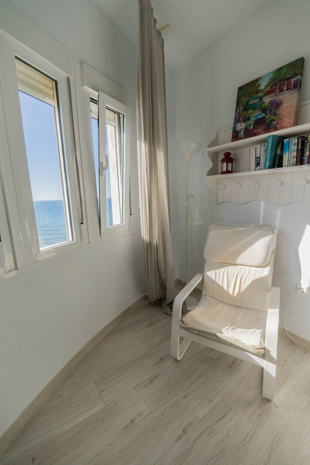 1 Bed Apartment for sale in Calahonda Costa Del Sol, Málaga, Spain