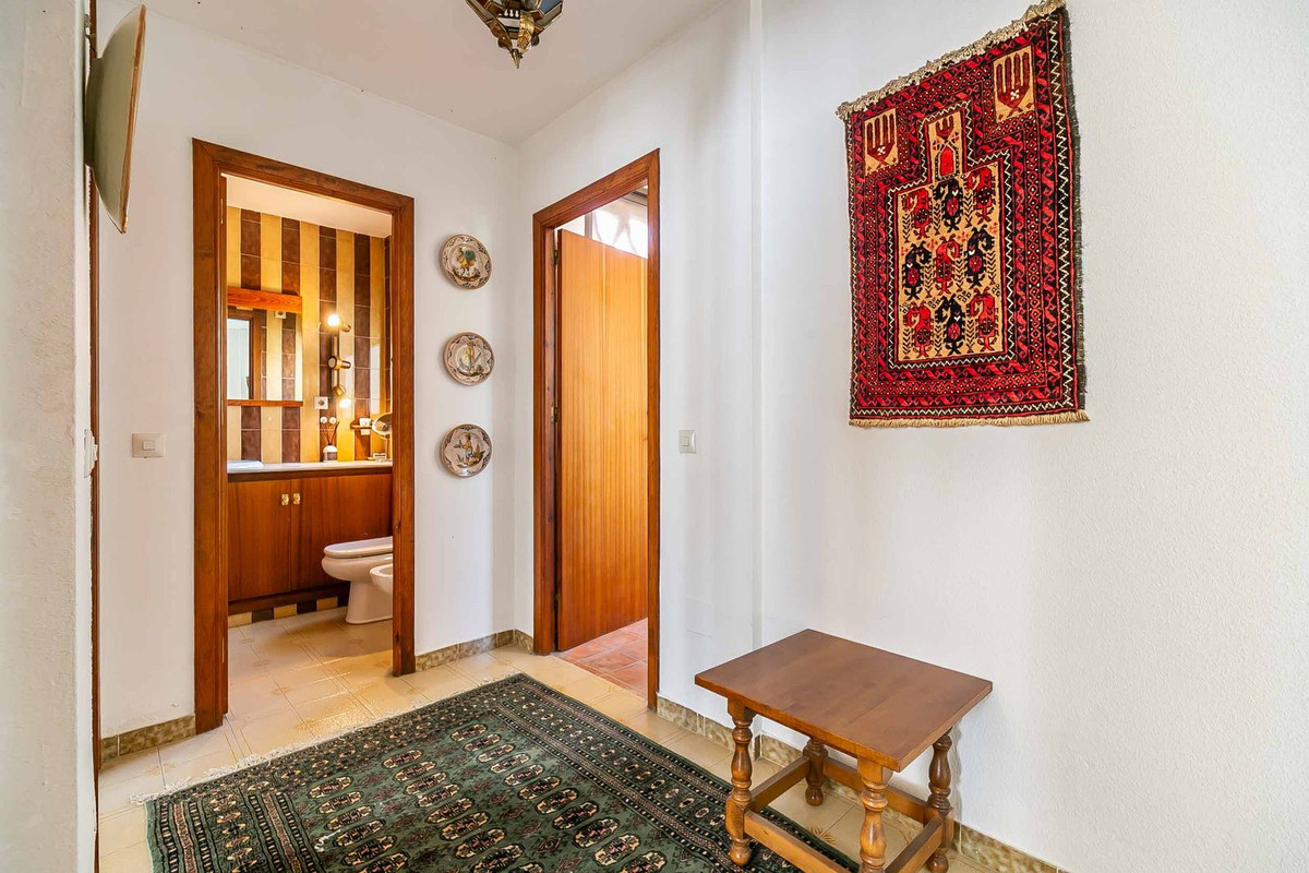 2 Bed Apartment for sale in Fuengirola Costa Del Sol, Málaga, Spain