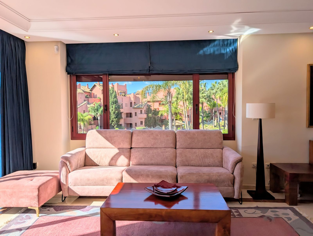 3 Bed Apartment for sale in New Golden Mile Costa Del Sol, Málaga, Spain