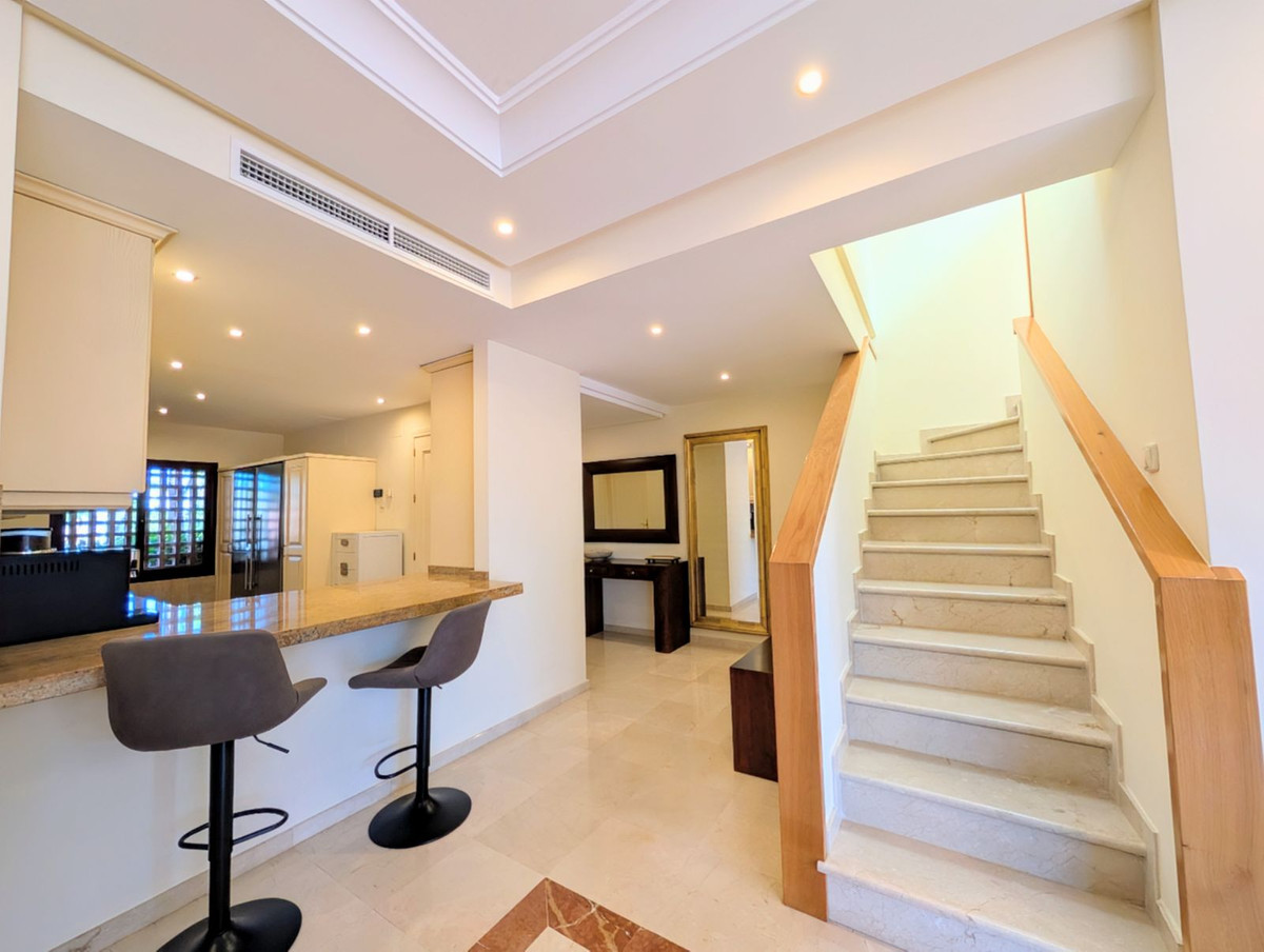 3 Bed Apartment for sale in New Golden Mile Costa Del Sol, Málaga, Spain