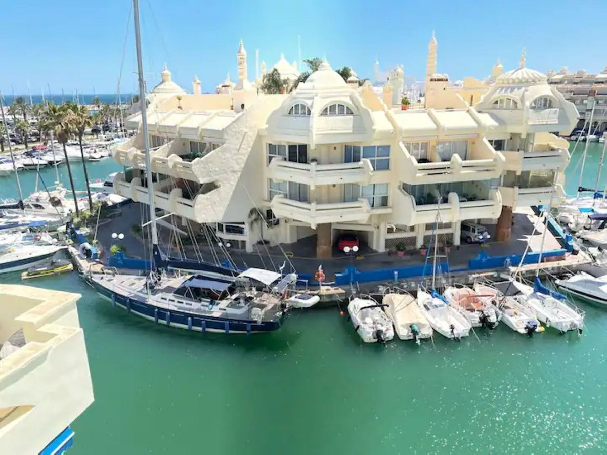3 Bed Apartment for sale in Benalmadena Costa Costa Del Sol, Málaga, Spain
