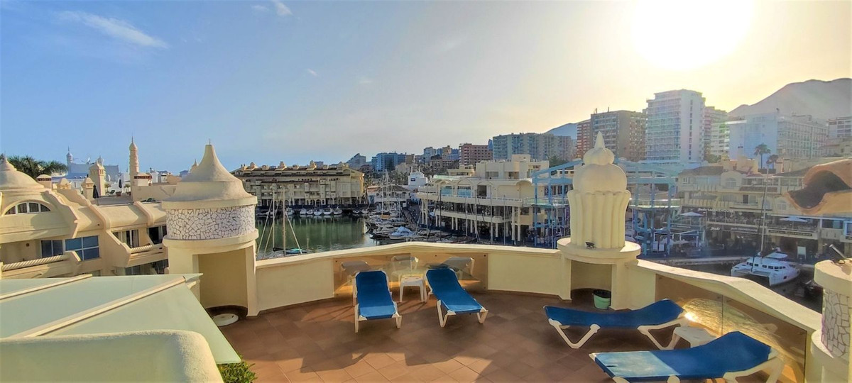 3 Bed Apartment for sale in Benalmadena Costa Costa Del Sol, Málaga, Spain