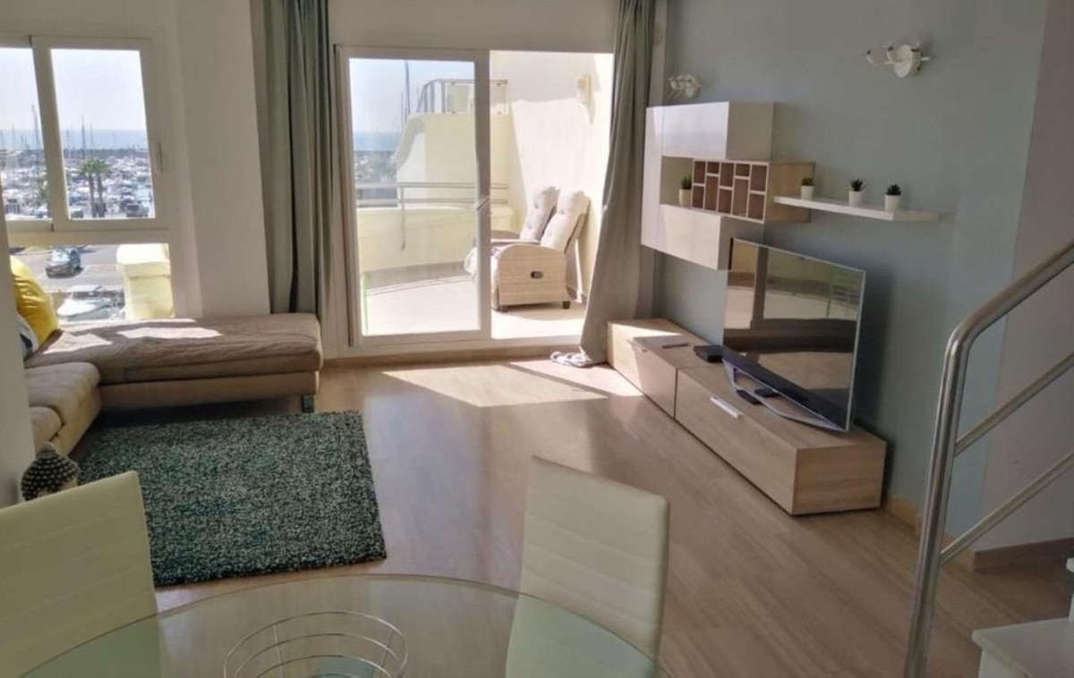 3 Bed Apartment for sale in Benalmadena Costa Costa Del Sol, Málaga, Spain
