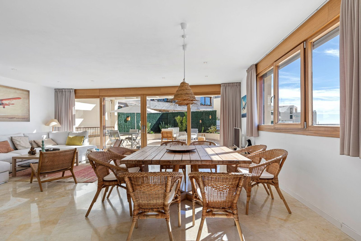 3 Bed Apartment for sale in Altos De Los Monteros Costa Del Sol, Málaga, Spain
