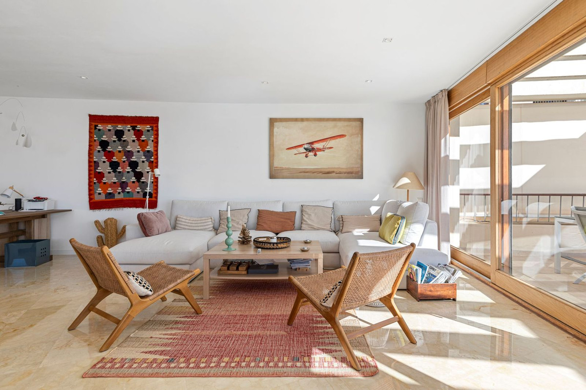 3 Bed Apartment for sale in Altos De Los Monteros Costa Del Sol, Málaga, Spain