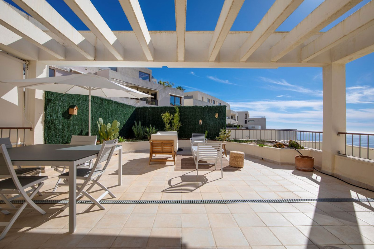 3 Bed Apartment for sale in Altos De Los Monteros Costa Del Sol, Málaga, Spain