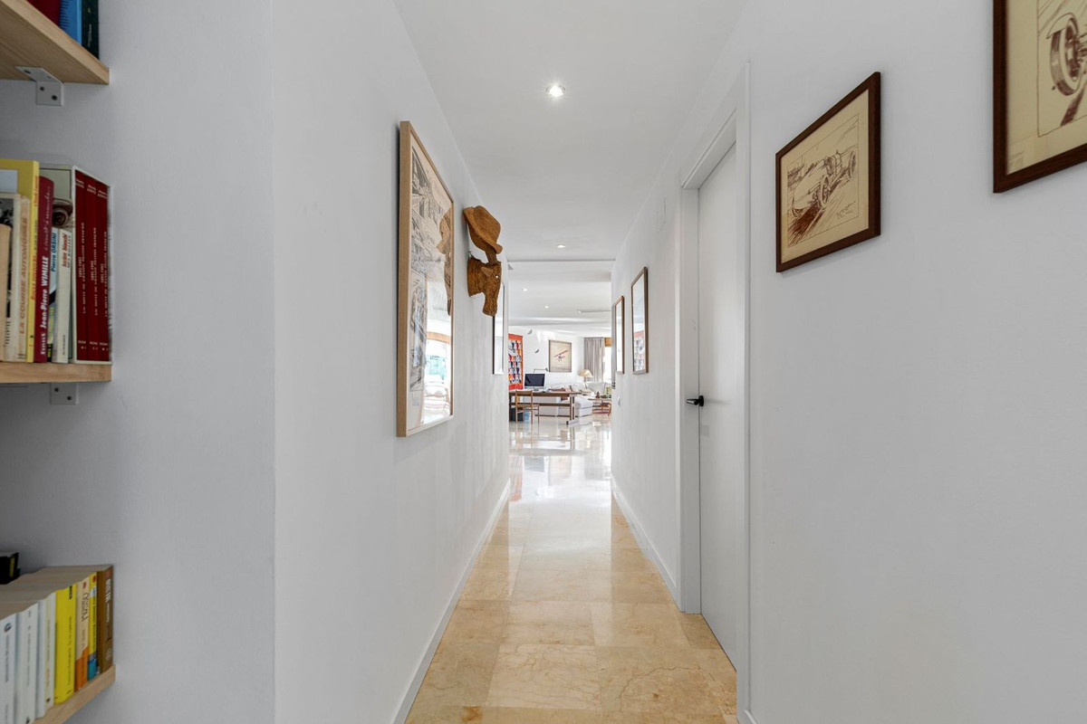 3 Bed Apartment for sale in Altos De Los Monteros Costa Del Sol, Málaga, Spain