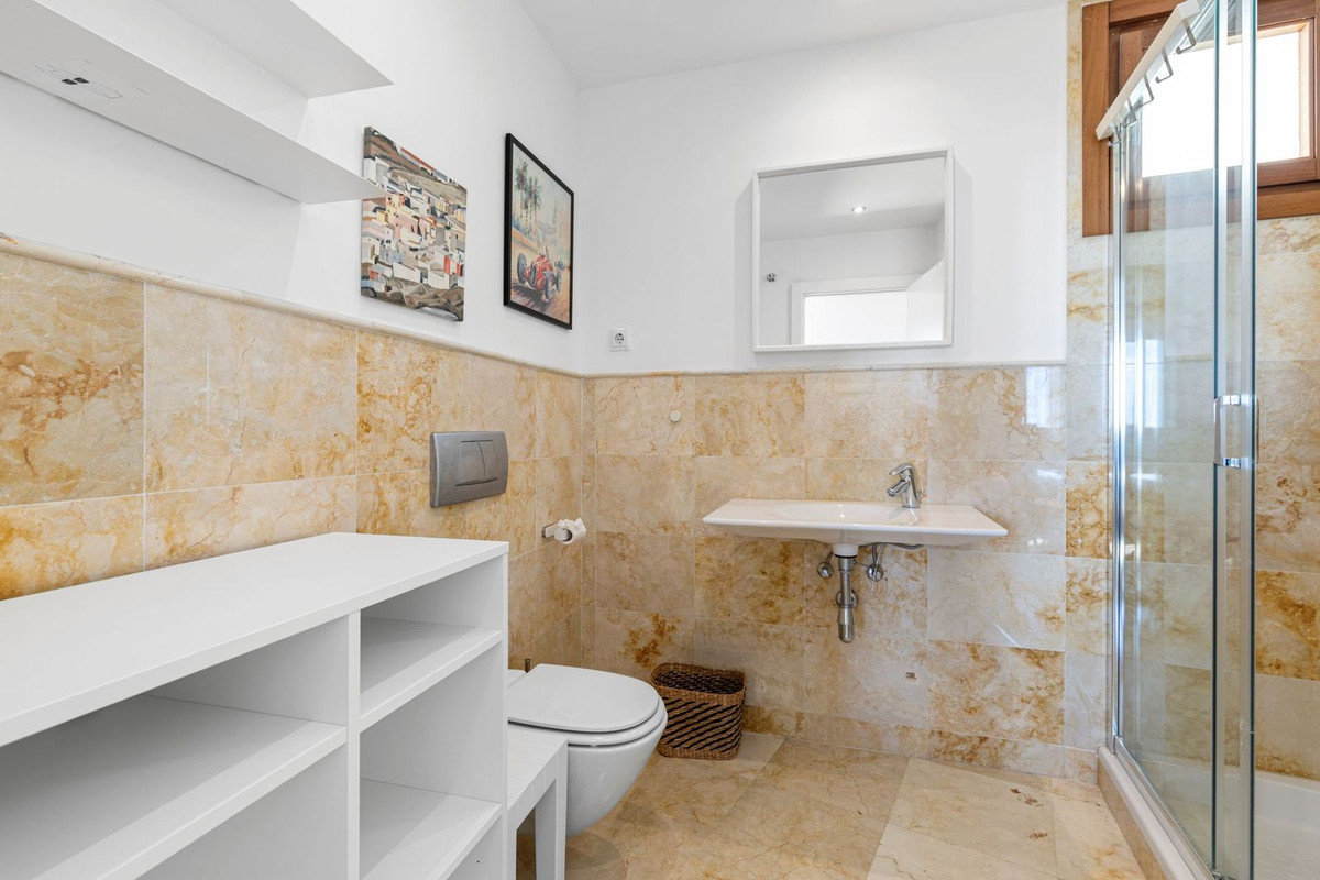 3 Bed Apartment for sale in Altos De Los Monteros Costa Del Sol, Málaga, Spain