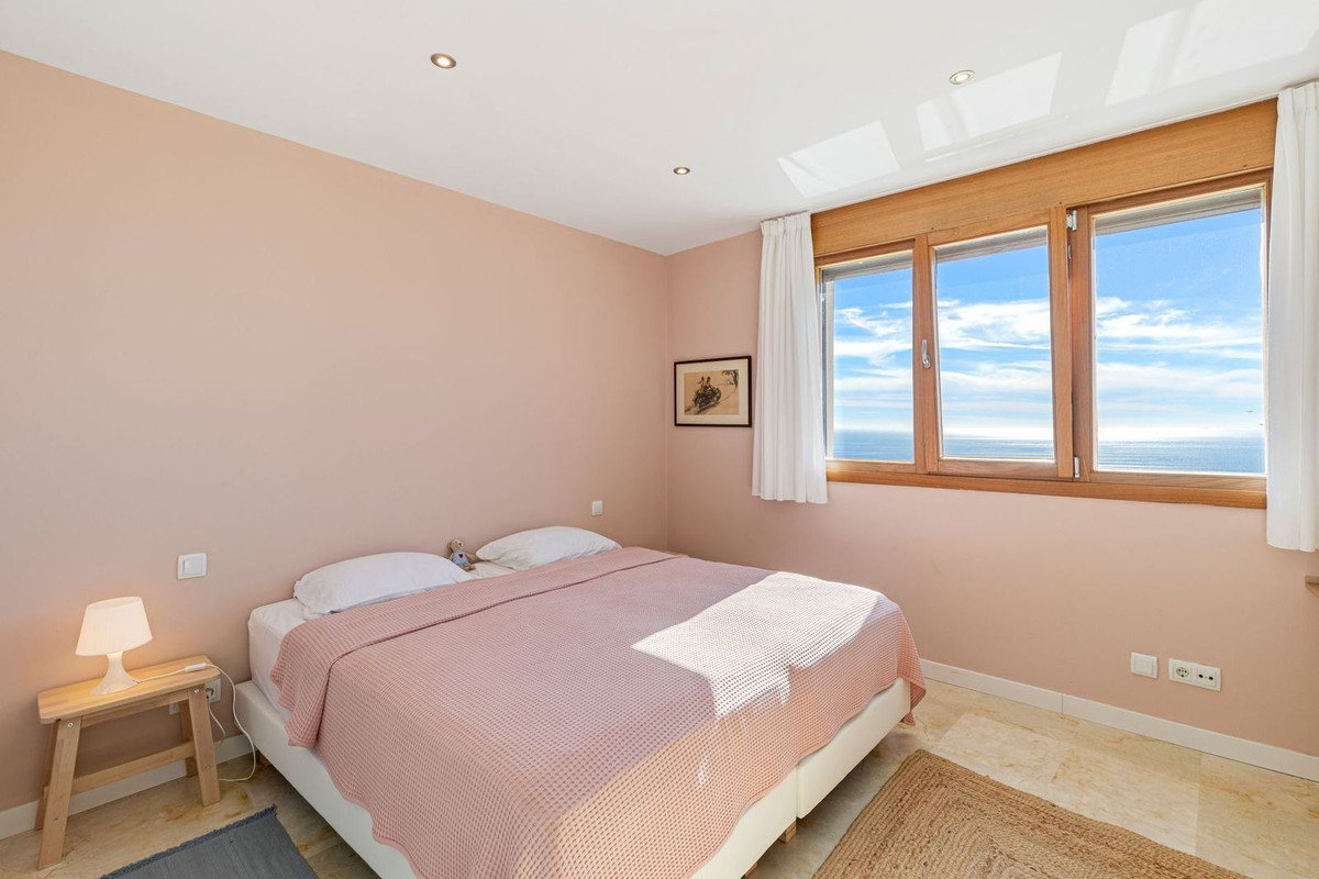 3 Bed Apartment for sale in Altos De Los Monteros Costa Del Sol, Málaga, Spain