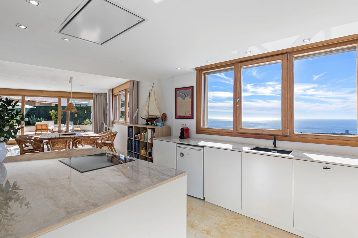 3 Bed Apartment for sale in Altos De Los Monteros Costa Del Sol, Málaga, Spain